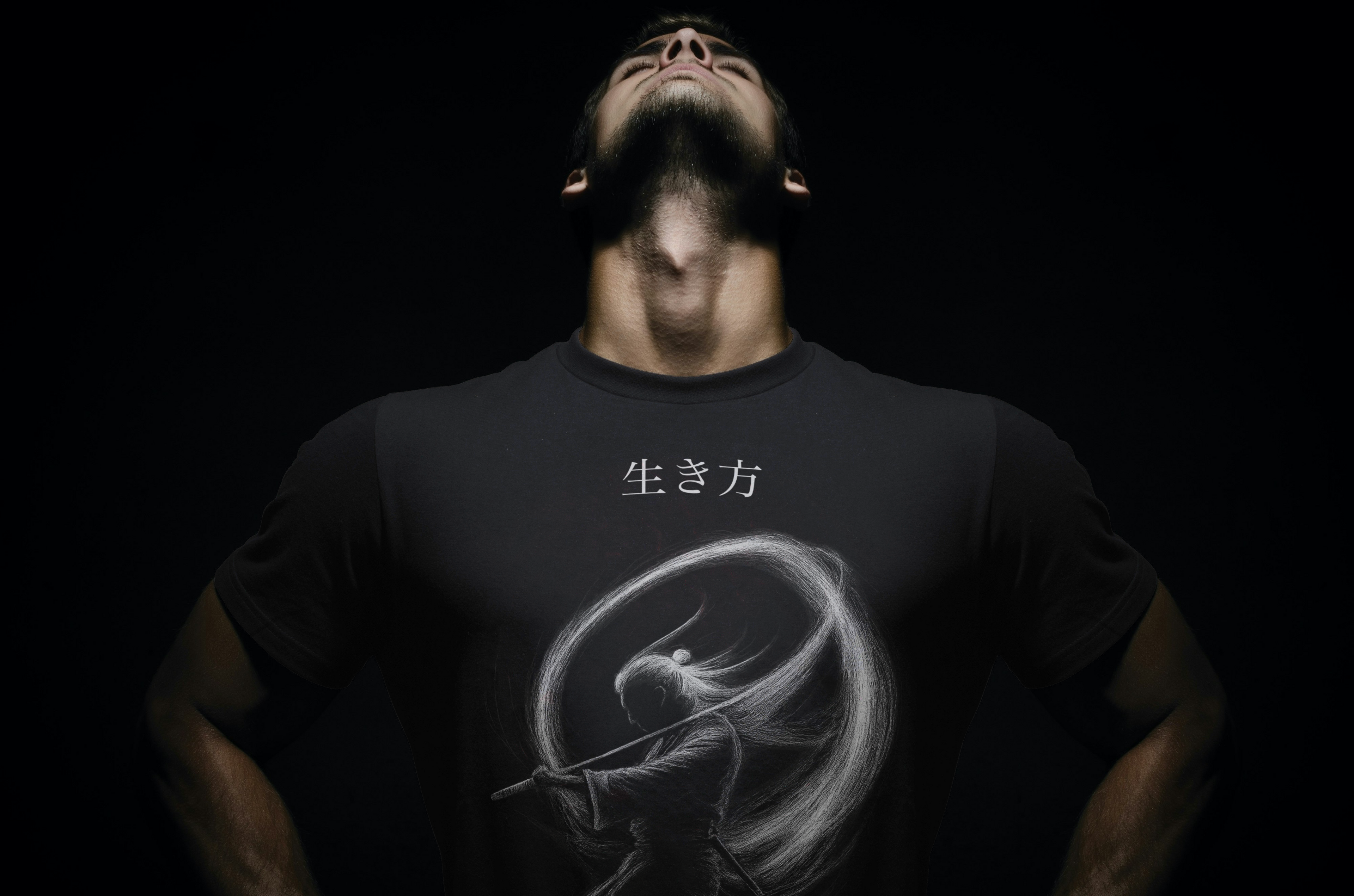 VAYRON “Silent Warrior” Oversized Tee